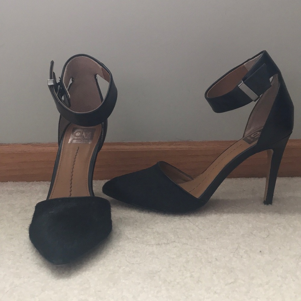 Dolce Vita Closed Toe Heels